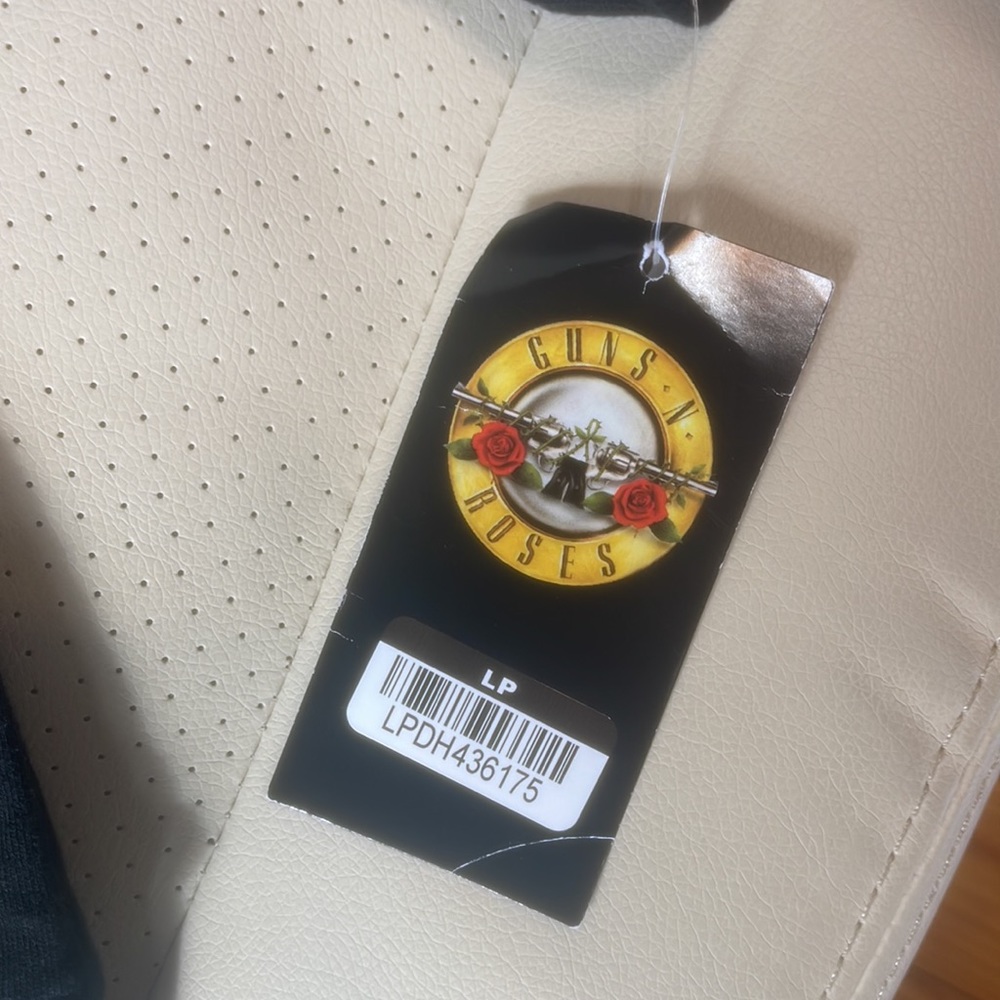 Guns N Roses infant sweater 😍 - Picture 4 of 4